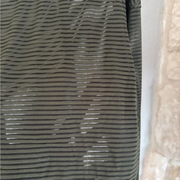 lululemon athletica Olive Striped Long Sleeve Top - Picture 7 of 9